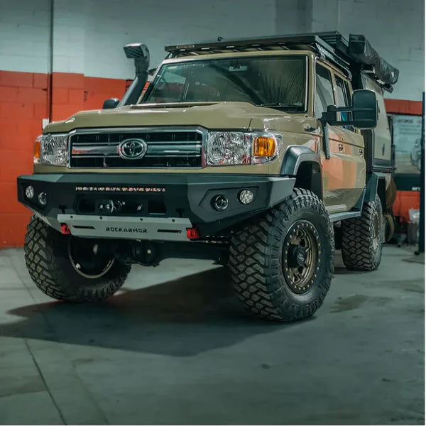 ROCKARMOR HOOPLESS GT BULLBAR TOYOTA 70 SERIES 2007 - 2023 (76,78,79 SERIES)